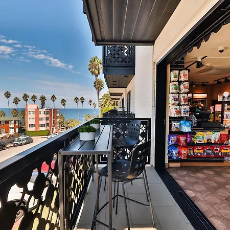 Cormorant Boutique Hotel-3